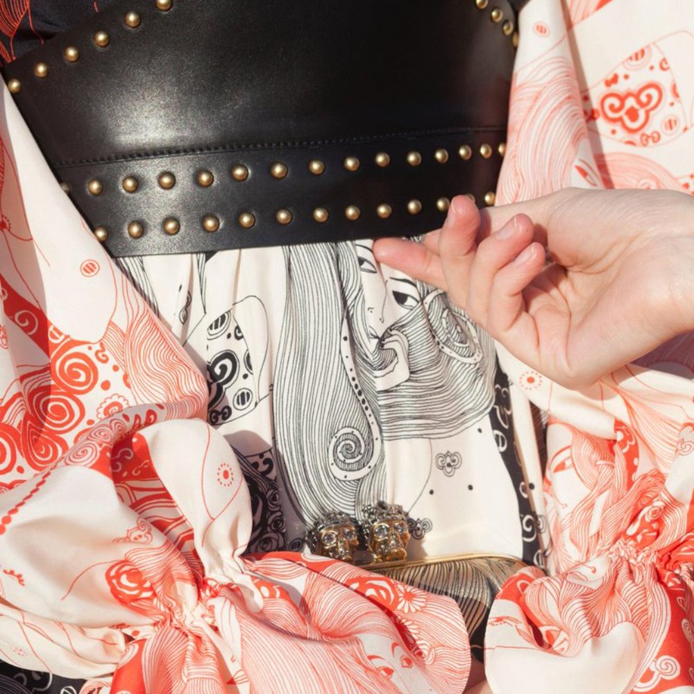 New Alexander McQueen $2395 Gold Studded Lamb Leather Runway Harness Top - Picture 5 of 13